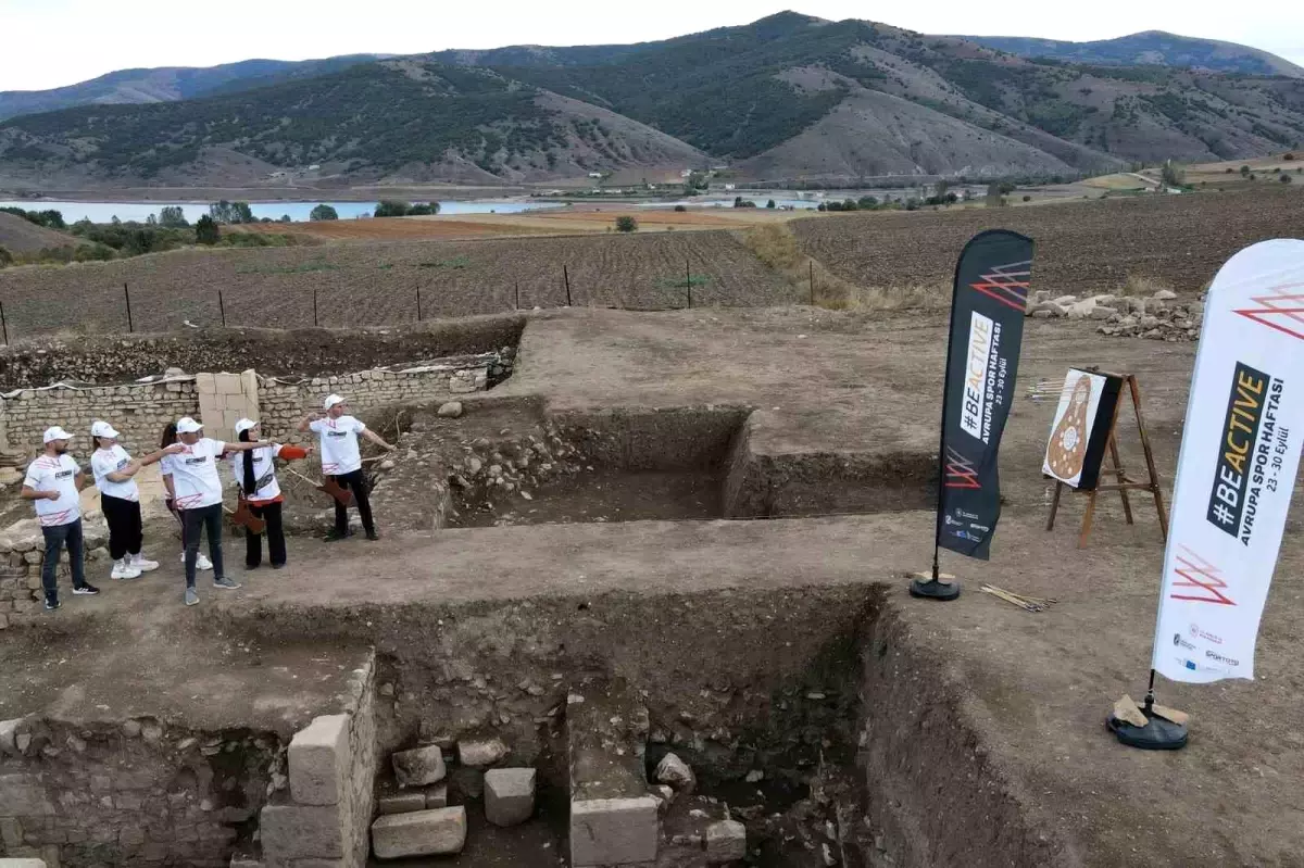 Kelkit’te Geleneksel Türk Okçuluğu, Satala Antik Kenti’nde Yapıldı