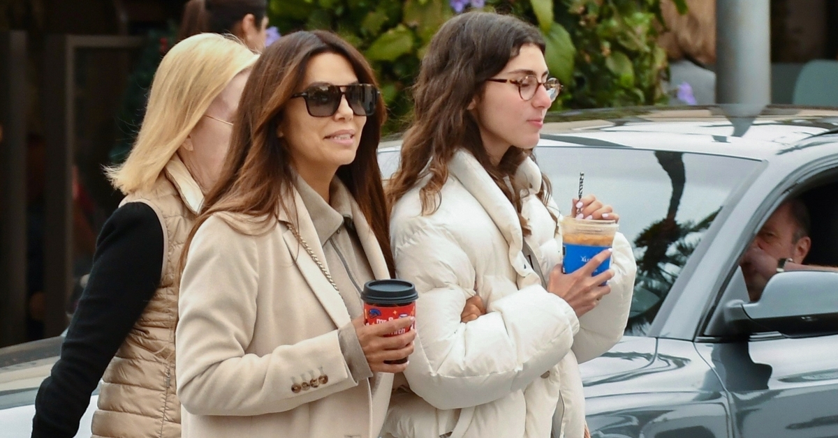 Eva Longoria üvey kızıyla alışveriş turunda görüntülendi